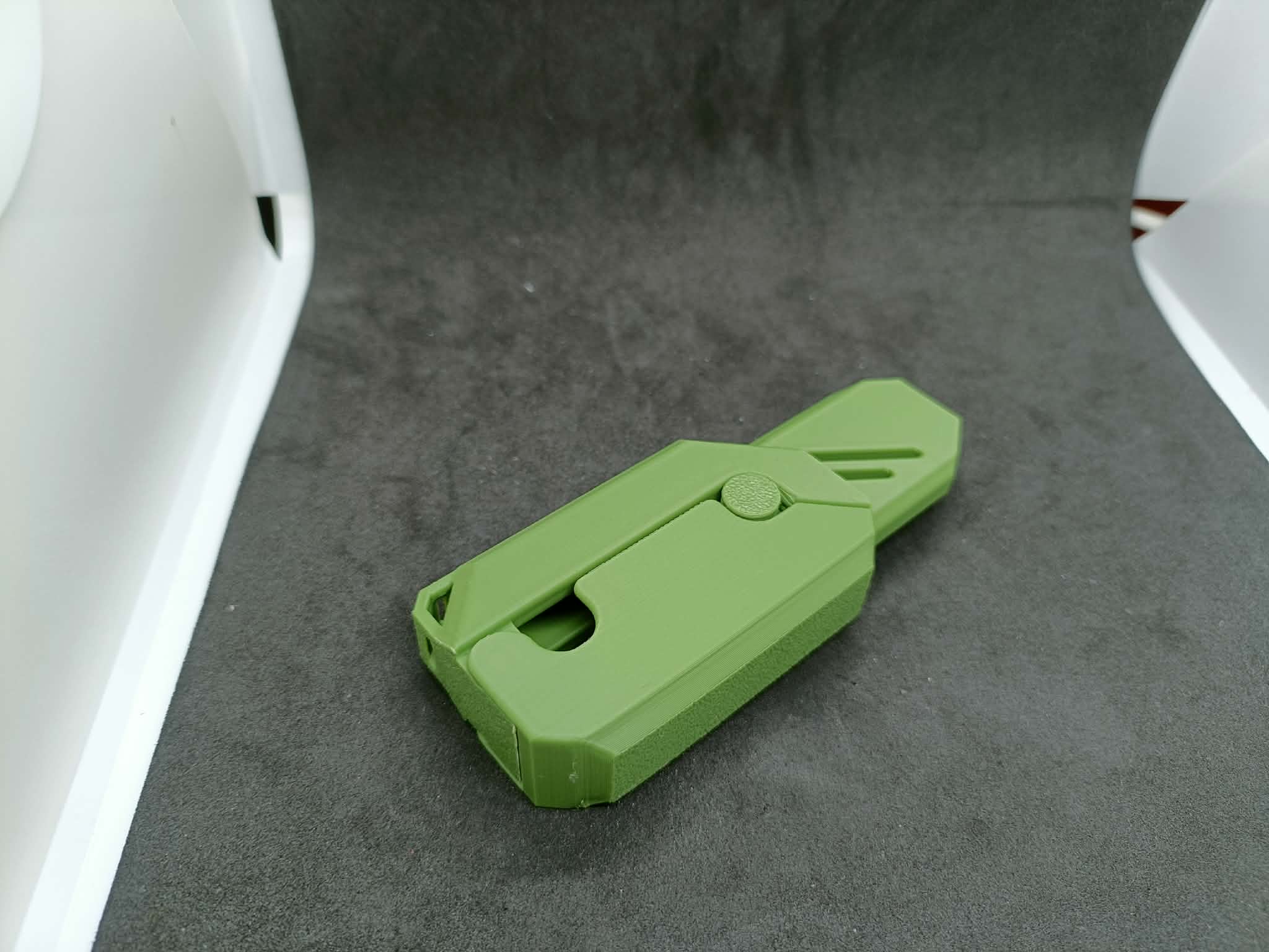 Zabawkowy Nóż Chowany Składany Antystresowy Sensoryczny TikTok 7 x 2,5 cm