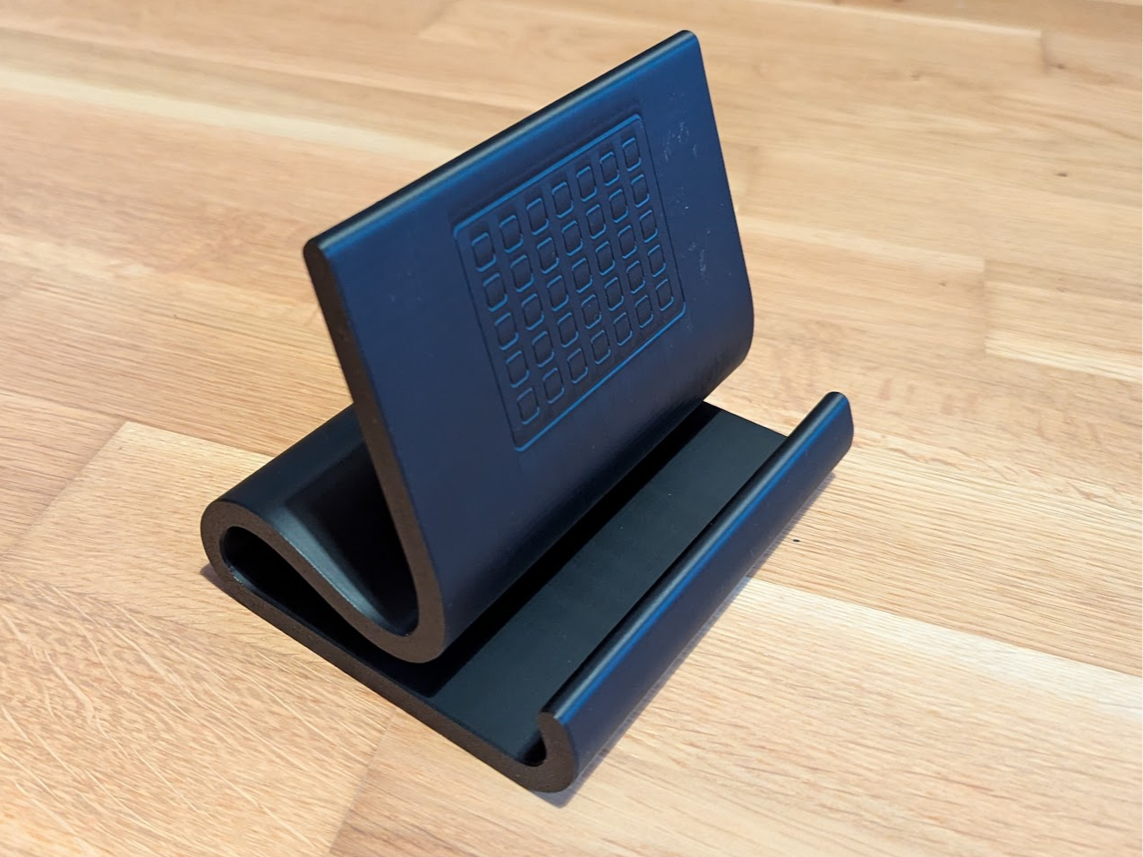 Stojak na Tablet/Telefon 12 cali – Solidny Minimalistyczny